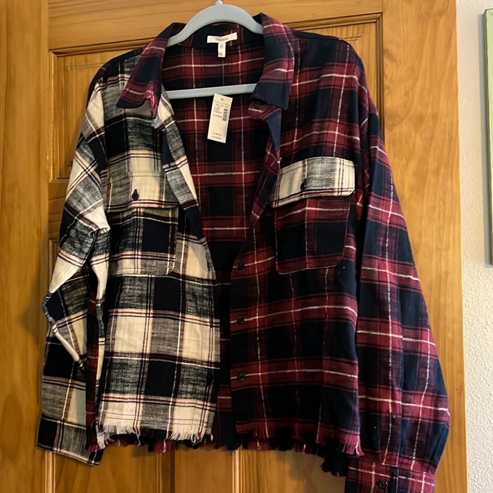 Maurice’s cropped Multi Plaid button down top